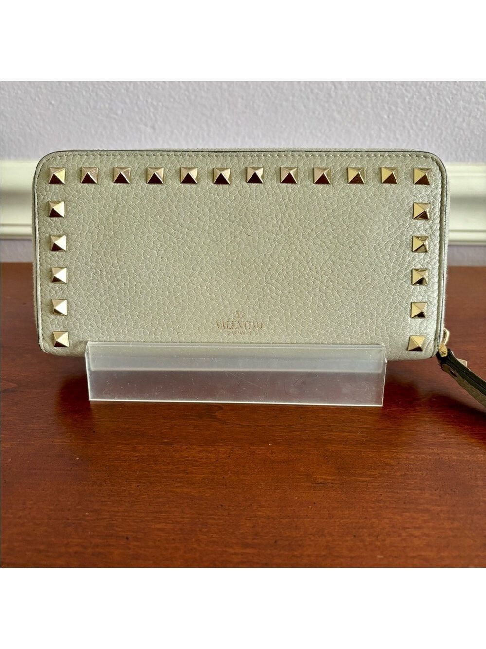 Valentino Garavani Rockstud Wallet Gray Leather Continental Wallet